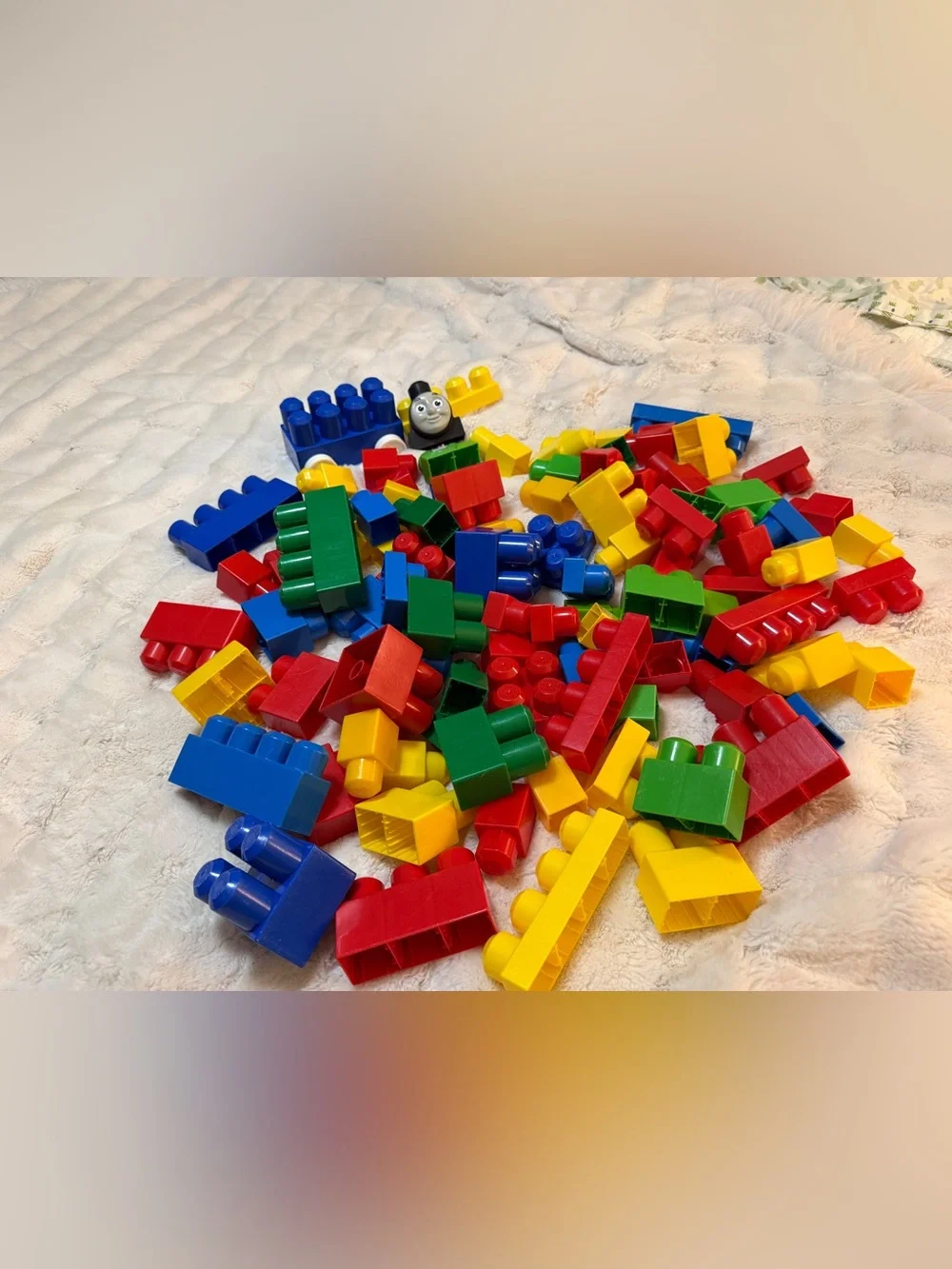 Mega Bloks Classic Big-Block Building Set - 99 Pieces Multicolor